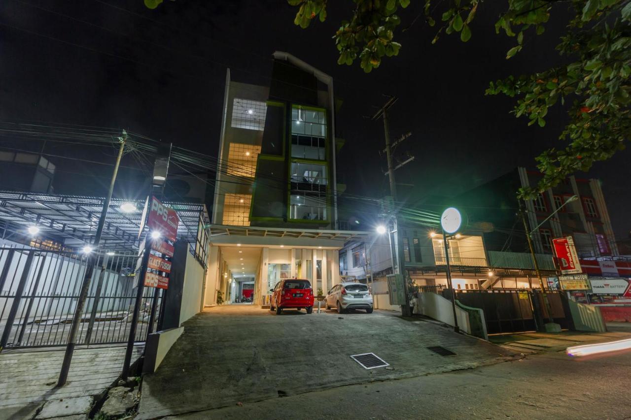 红多兹酒店-近三马林达中心广场 外观 照片